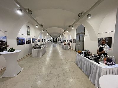 Catering na firemní večírky, svatby a další velké akce